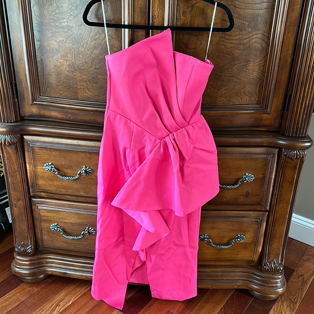 Reception dress in fuchsia. Fully lined. Size S. NWT.